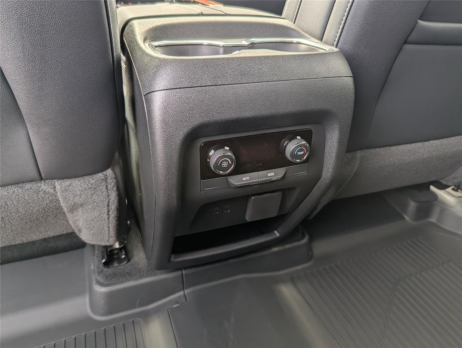 New 2026 Sterling Gray Metallic Chevrolet LT image 26