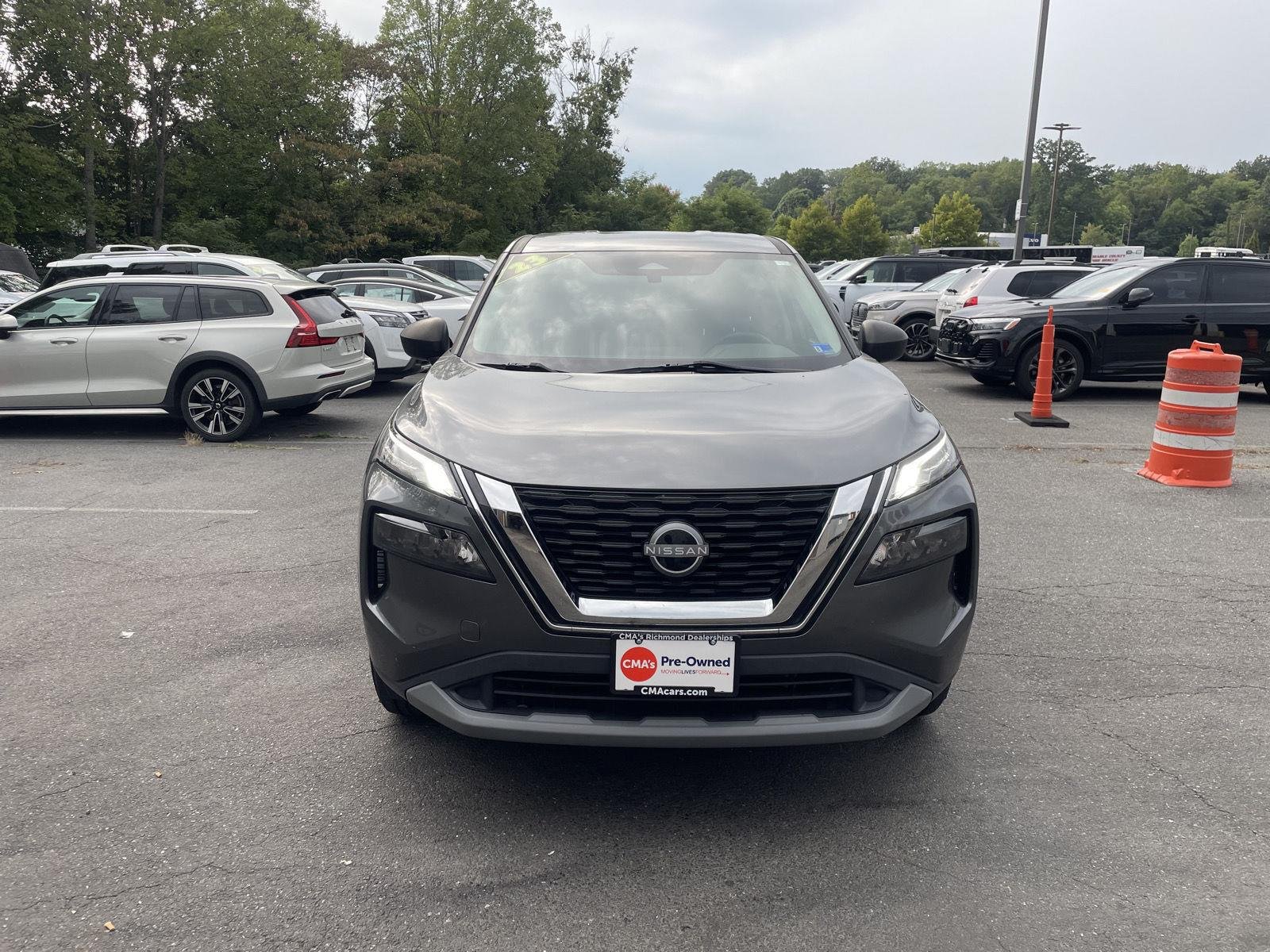 Used 2023 Gun Metallic Nissan S image 7