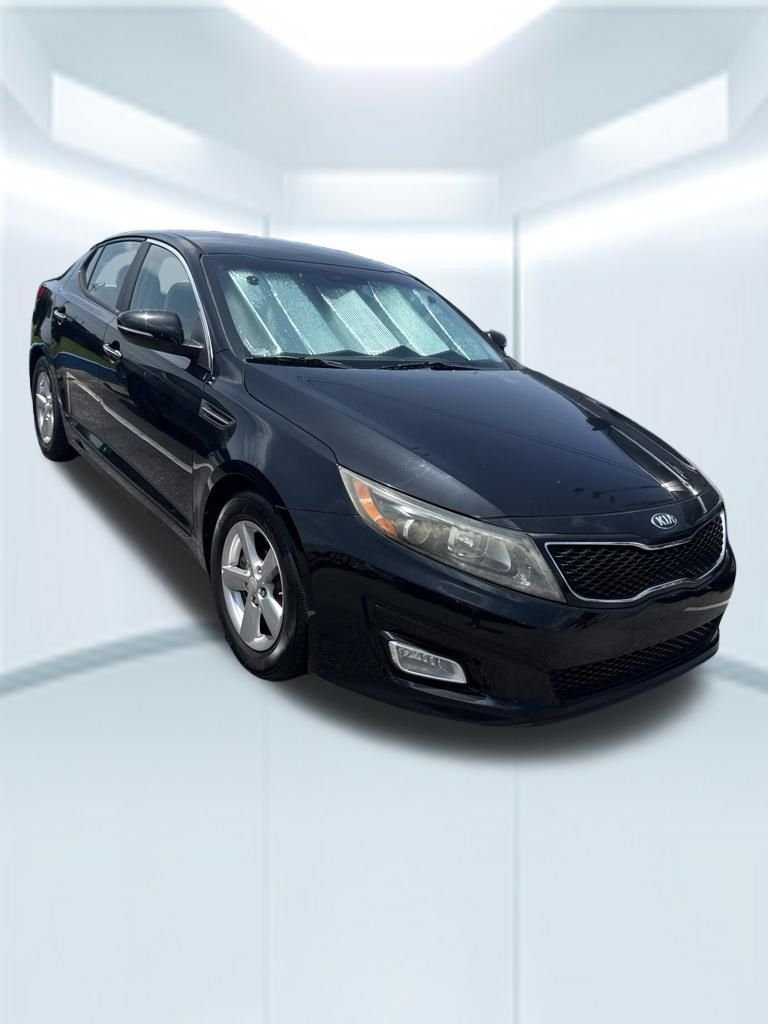 Used 2015 Black Kia LX image 2