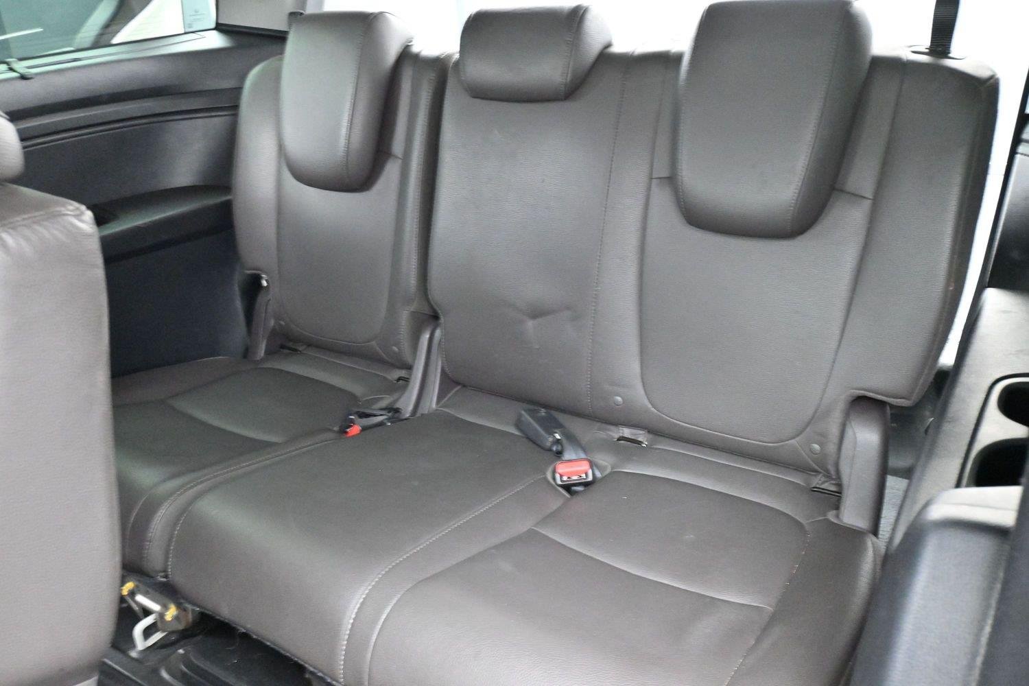 Used 2019 White Diamond Pearl Honda Touring image 35