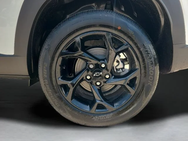 New 2026 Summit White Chevrolet LT image 12