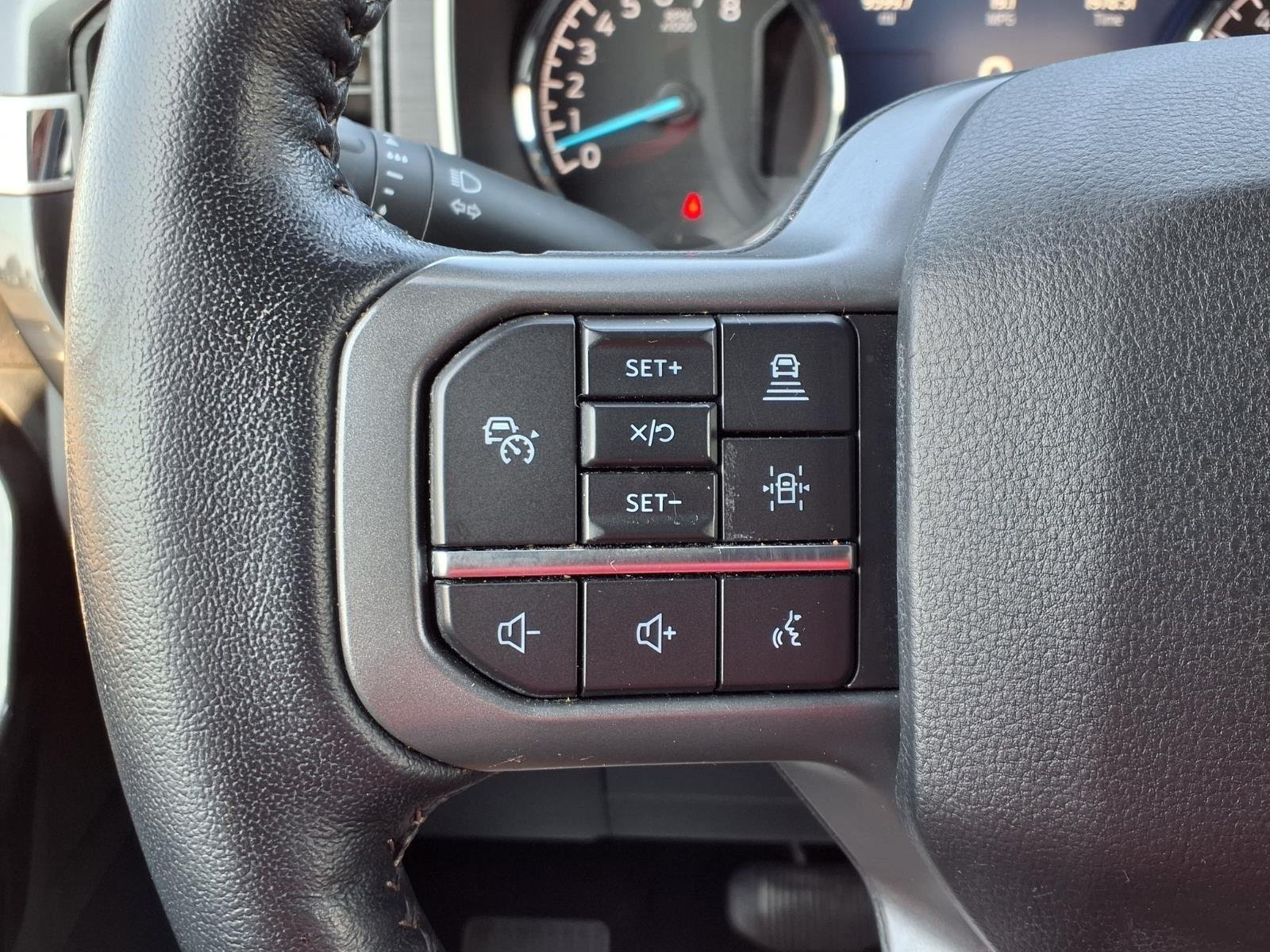 Used 2022 Carbonized Gray Metallic Ford XLT image 26