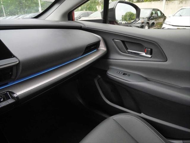 Certified Used 2025 SUPERSONIC RED Toyota  image 24