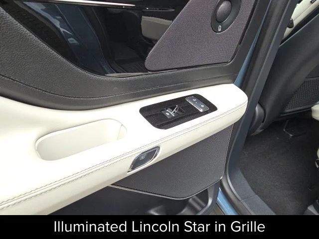 New 2027 Whisper Blue Metallic Clearcoat Lincoln Reserve image 33
