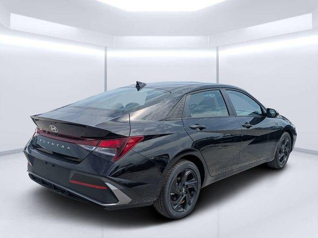 New 2026 Black Hyundai SEL Sport image 3