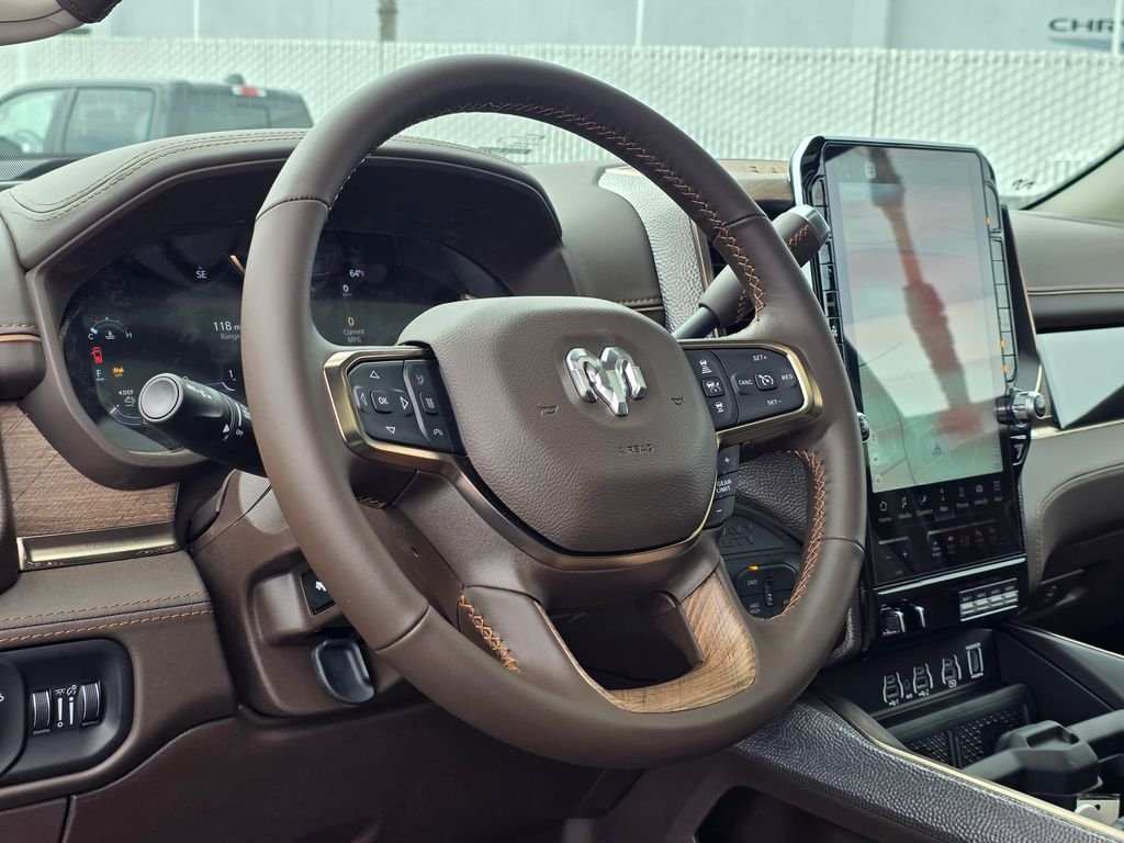 New 2026 Diamond Black Crystal Pearl-Coat Exterior Paint RAM Limited image 18