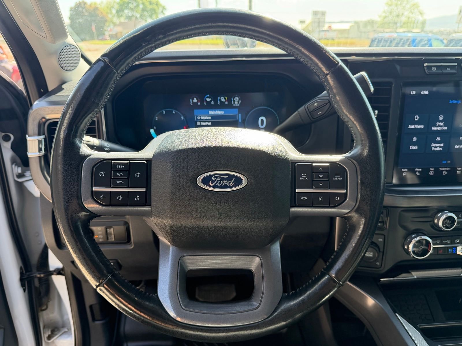 2023 Ford F-350 Super Duty Lariat - Photo 16