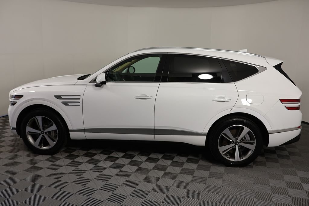 Used 2023 White Genesis 2.5T image 5