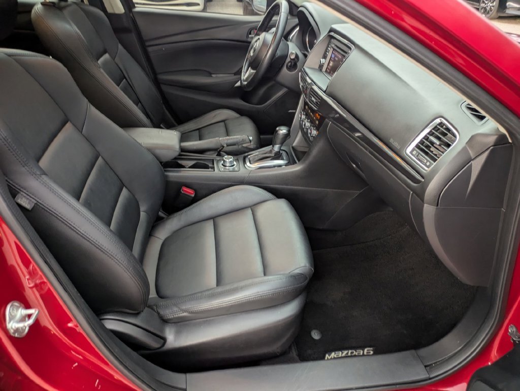 Used 2015 Red Mazda i Touring image 27