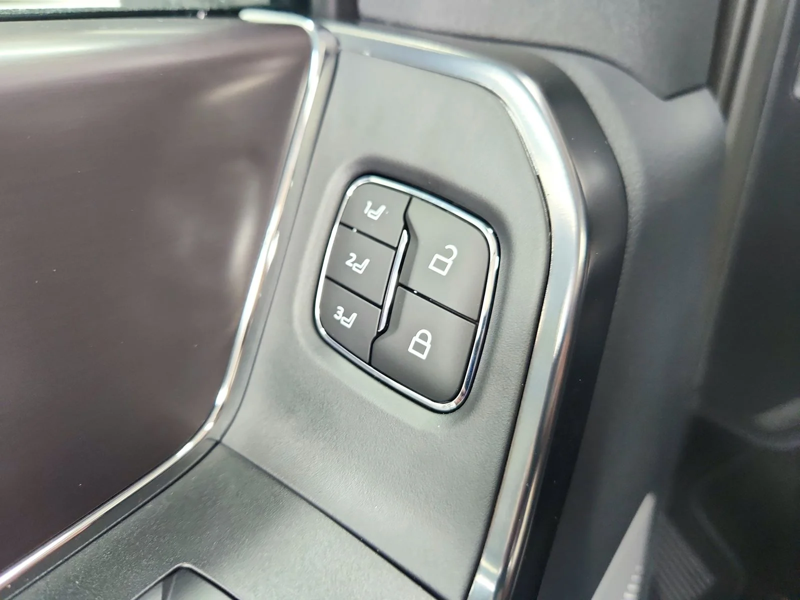 New 2026 White Ford Platinum image 21