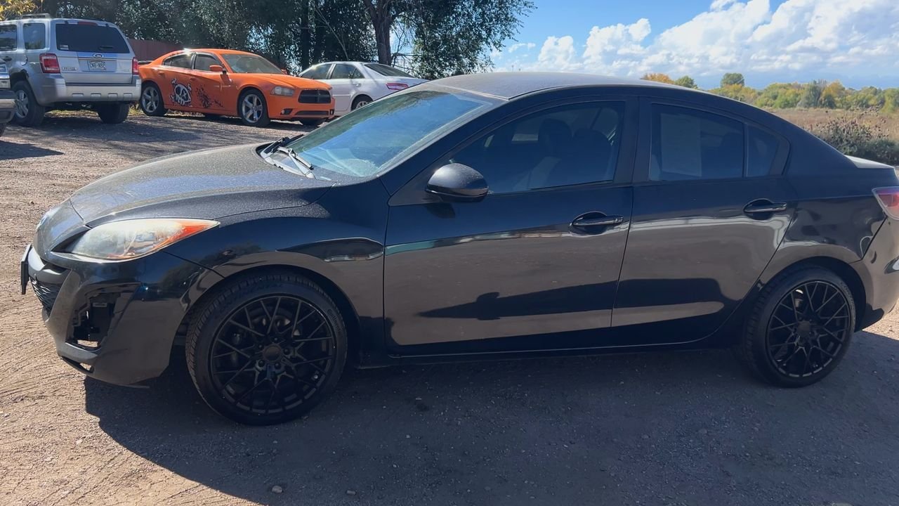 2011 Mazda Mazda3 i Sport photo 3