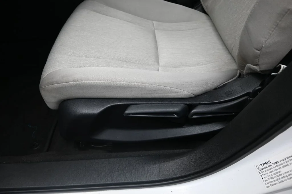 Certified Used 2024 Platinum White Pearl Honda LX image 13
