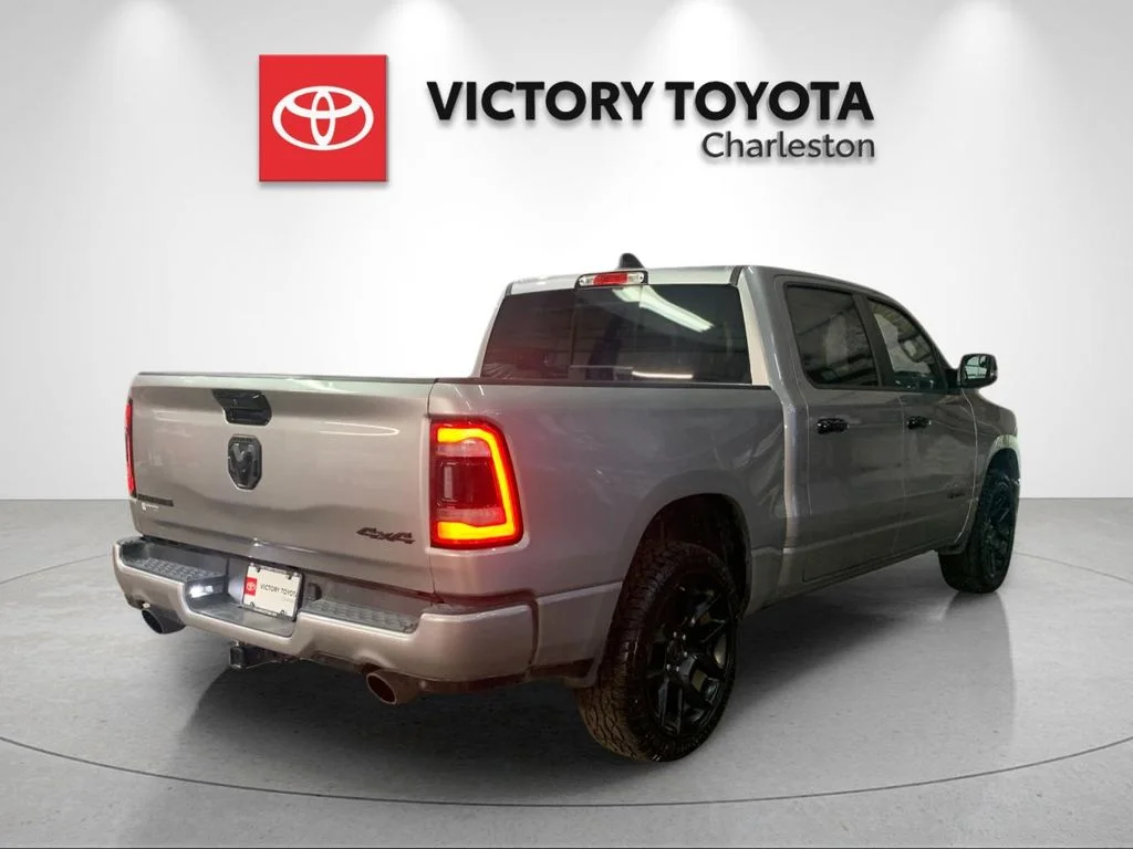 Used 2024 Silver Ram Laramie image 7