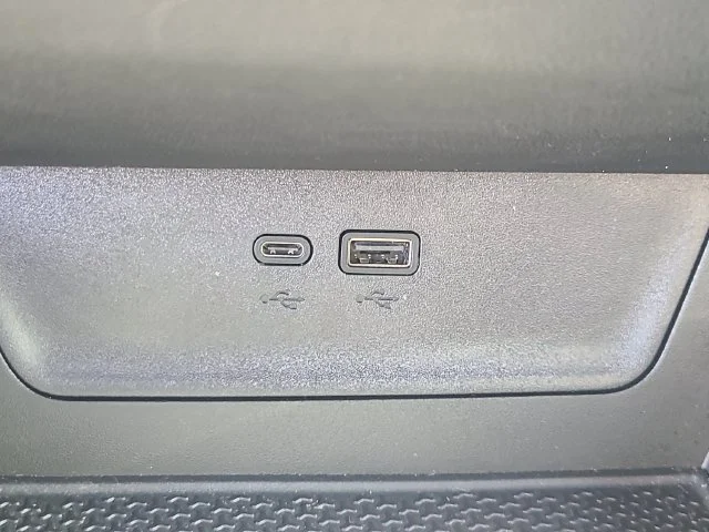 Used 2025 Sterling Gray Metallic Chevrolet LT image 34