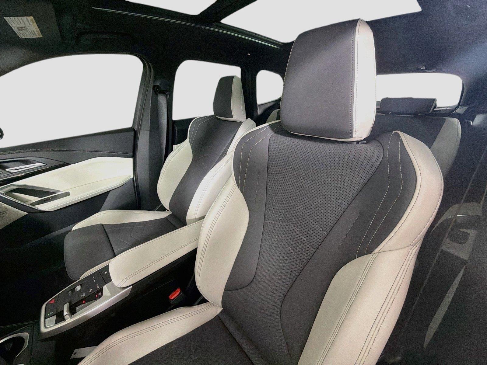 New 2026 Mineral White Metallic BMW xDrive28i image 20