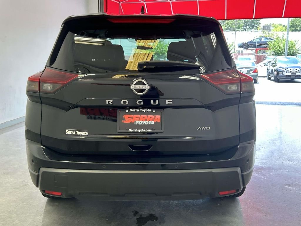 Used 2024 Black Nissan S image 4