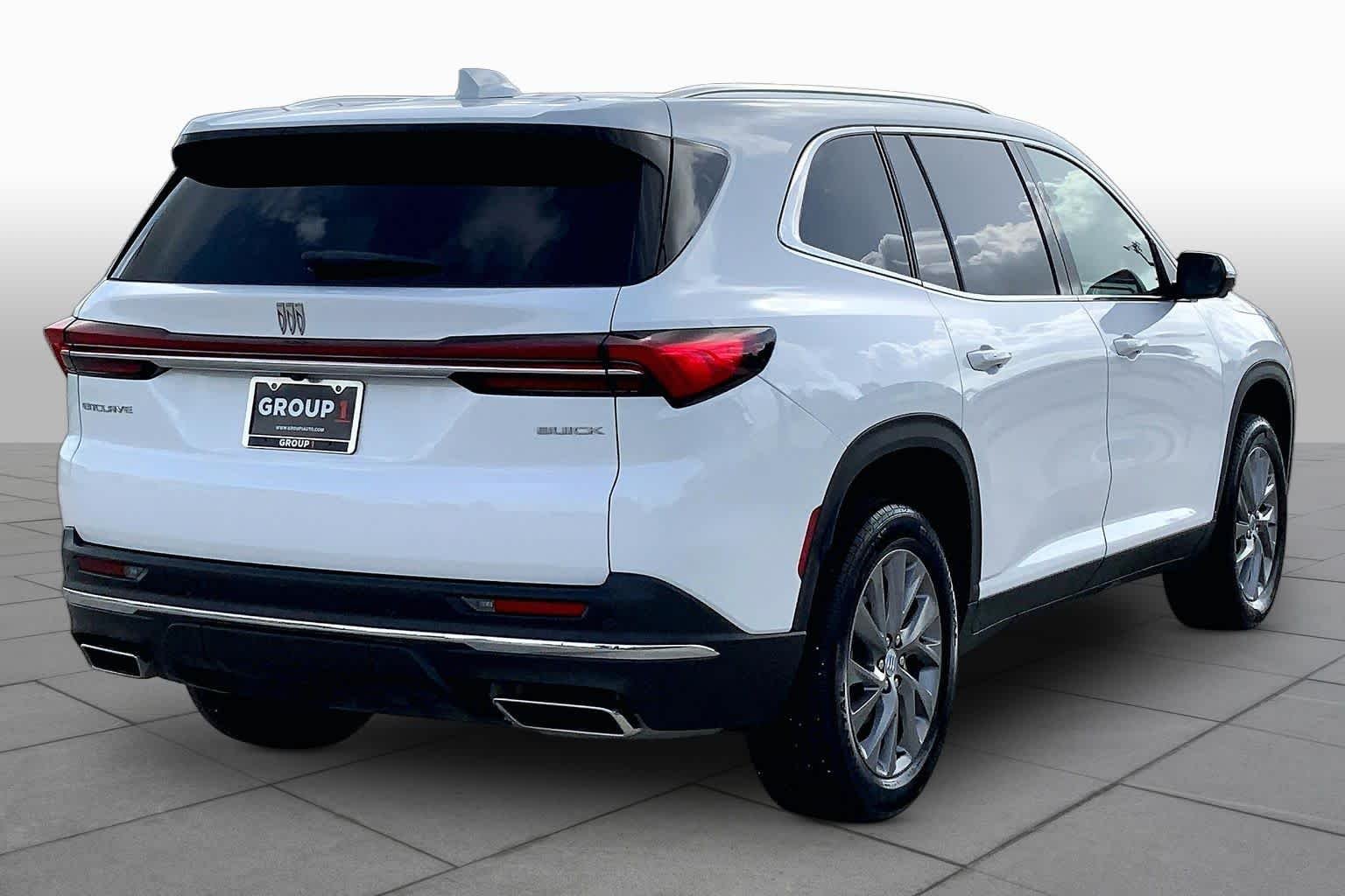 2026 Buick Enclave Preferred - Photo 13
