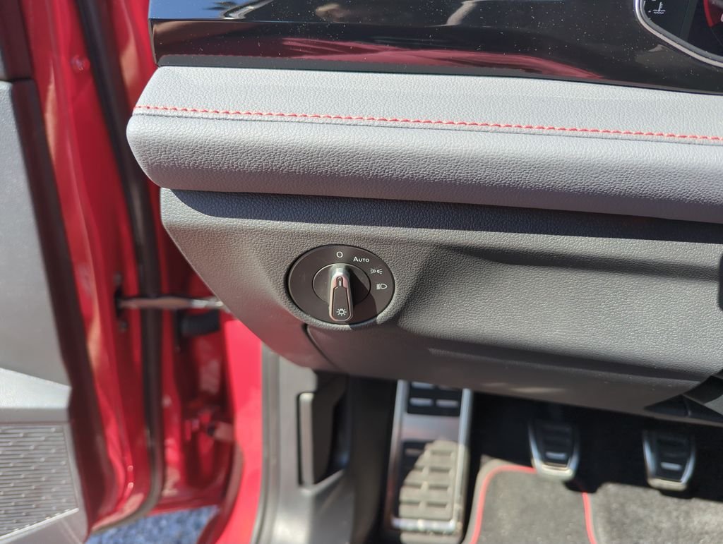 New 2026 Red Volkswagen 2.0T Autobahn image 19