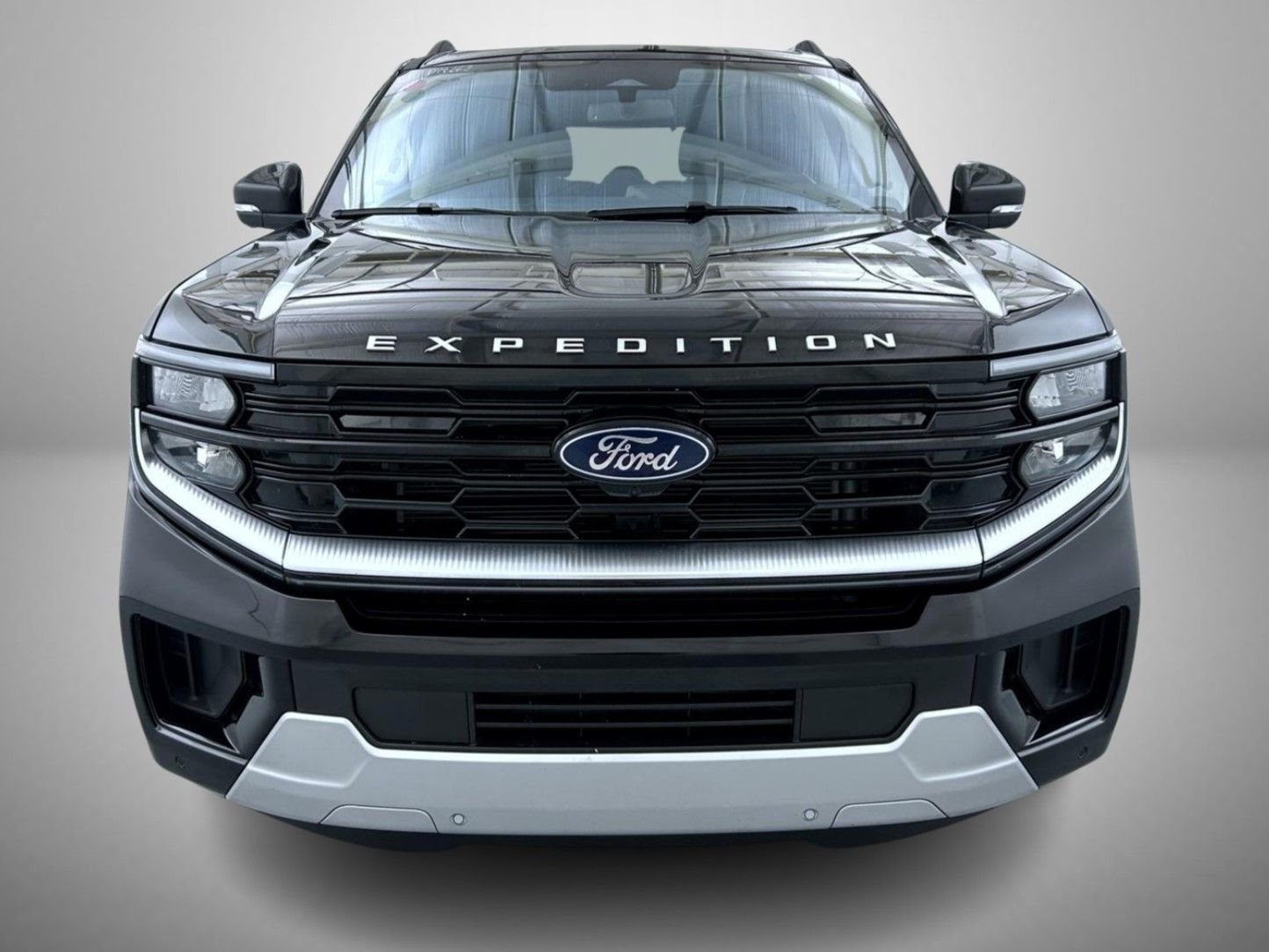 Used 2025 Black Ford Platinum image 2