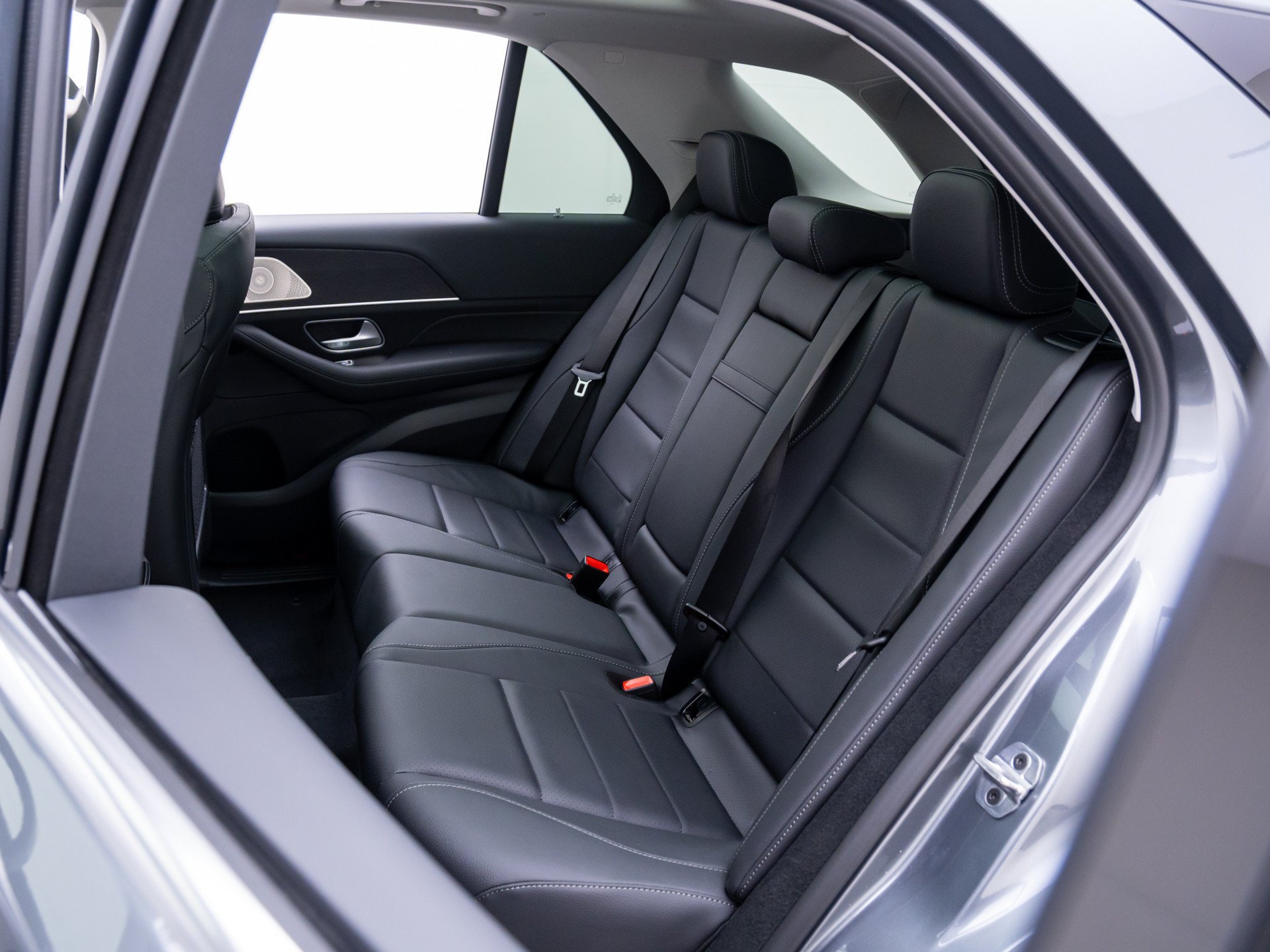 Used 2026 Gray Mercedes-Benz GLE 350 image 16
