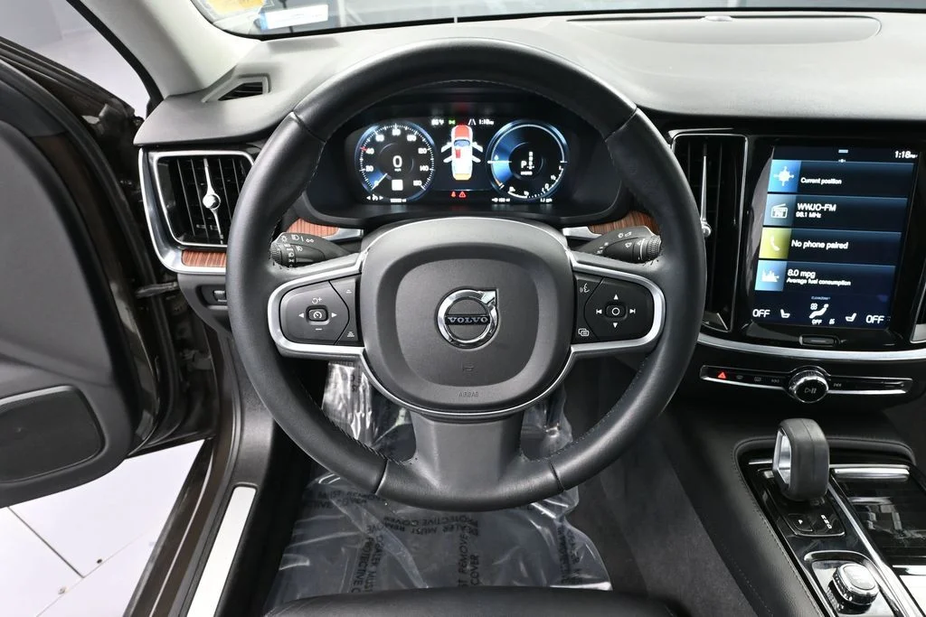 2022 Volvo S60 R-Design Expression - Photo 27