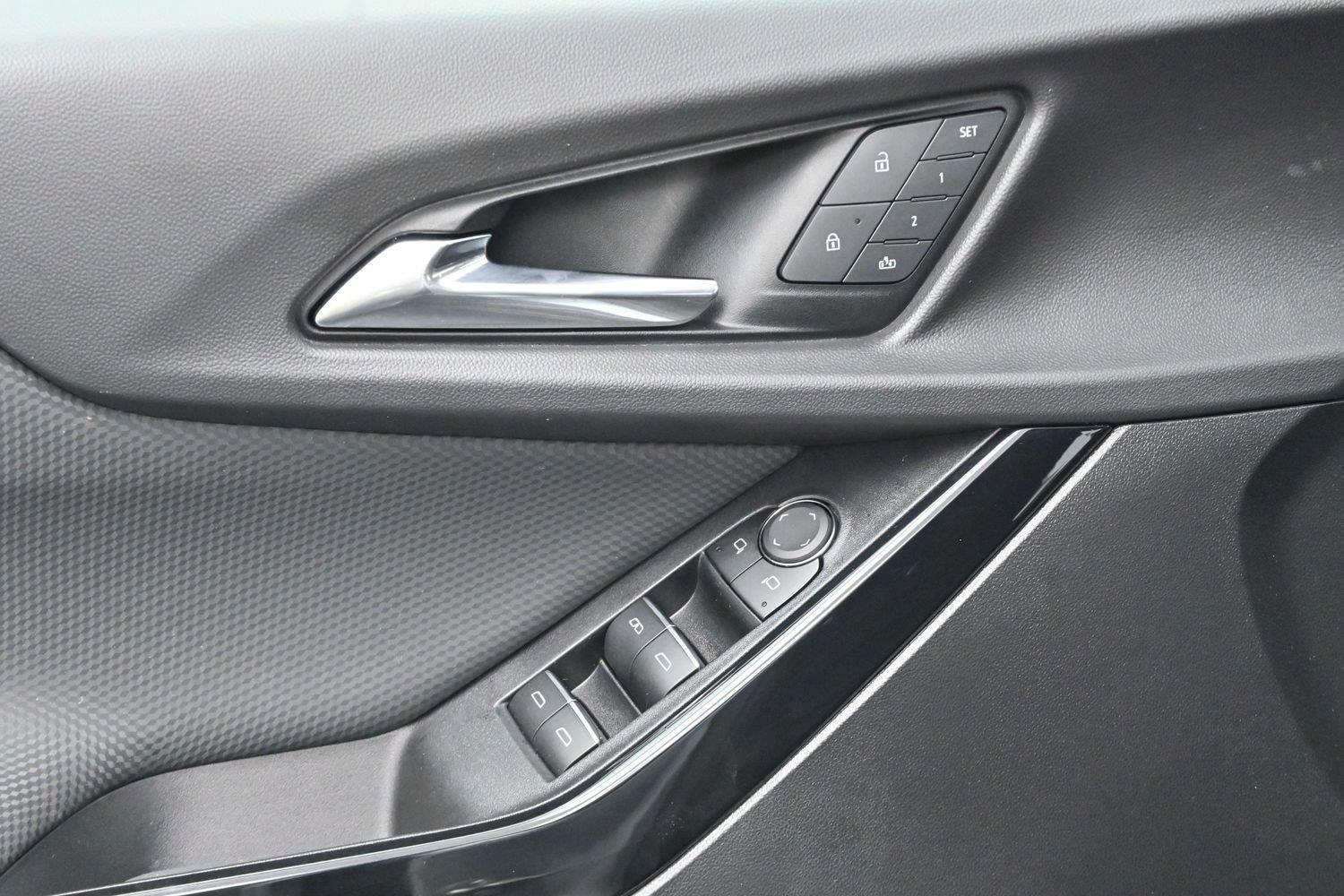 Used 2025 Sterling Gray Metallic Chevrolet FWD RS image 12