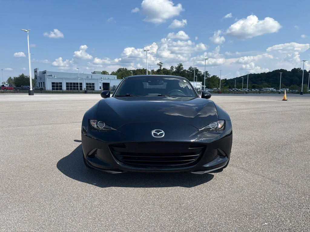 Used 2018 Black Mazda Grand Touring image 9
