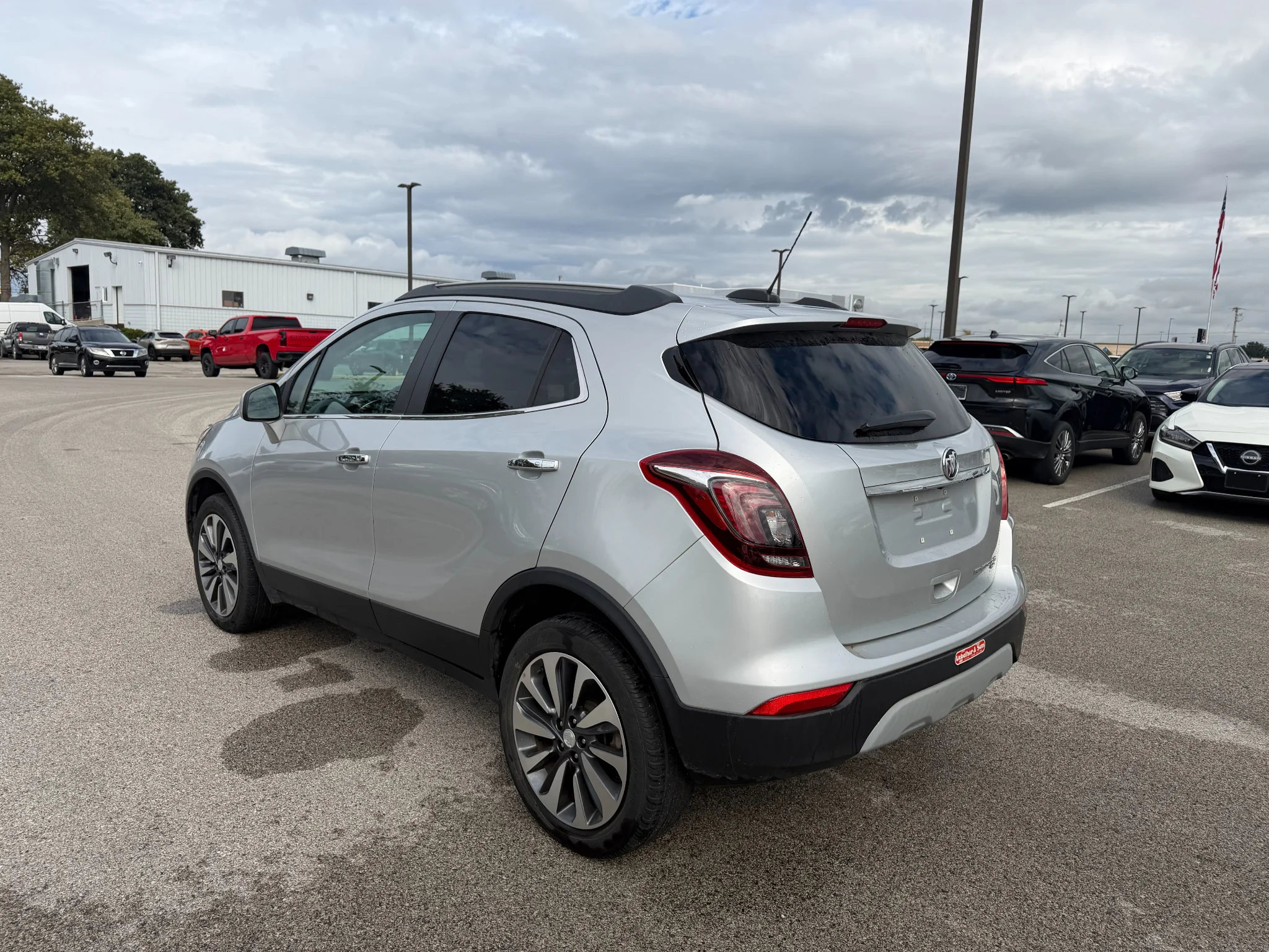 Used 2022 Quicksilver Metallic Buick Preferred image 10