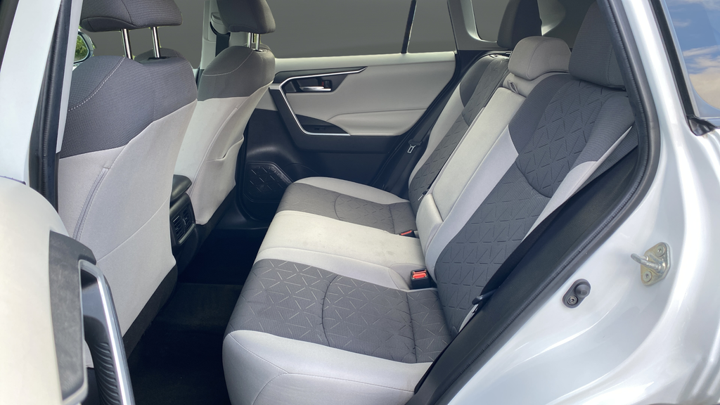 Used 2020 Super White Toyota XLE image 22