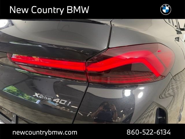Used 2024 Black Sapphire Metallic BMW xDrive40i image 27