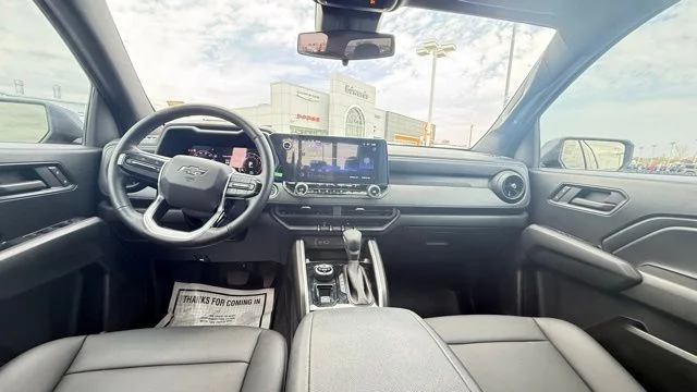 Used 2025 Black Chevrolet Trail Boss image 31