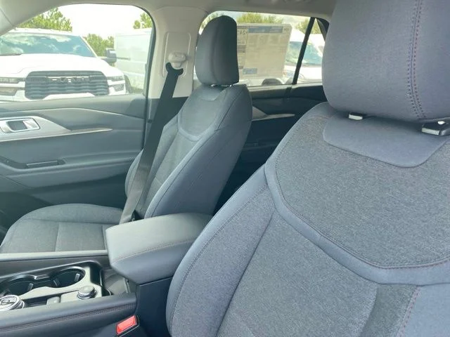 New 2026 Carbonized Gray Metallic Ford Active image 14