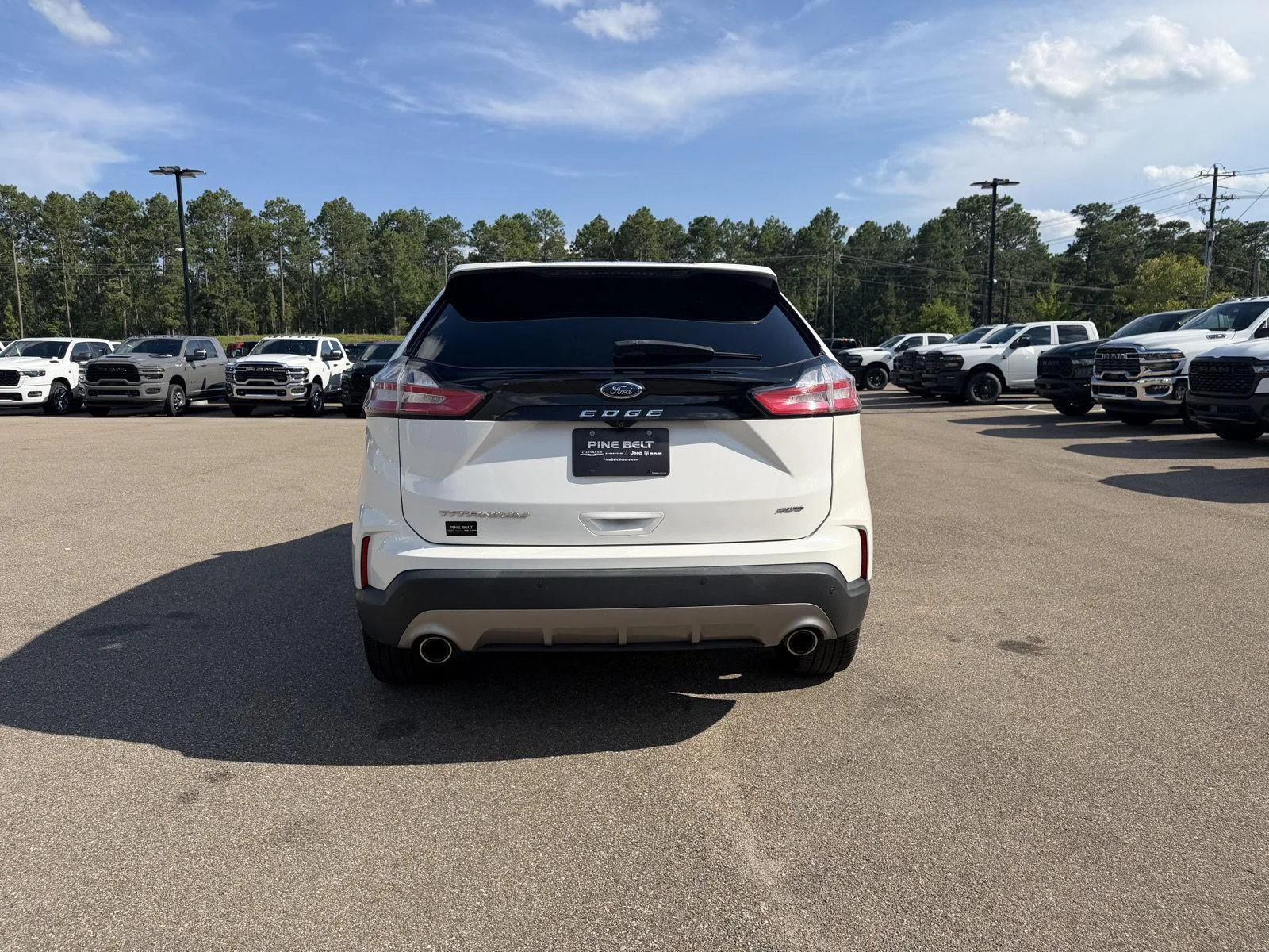 Used 2022 Star White Metallic Tri-Coat Ford Titanium image 5