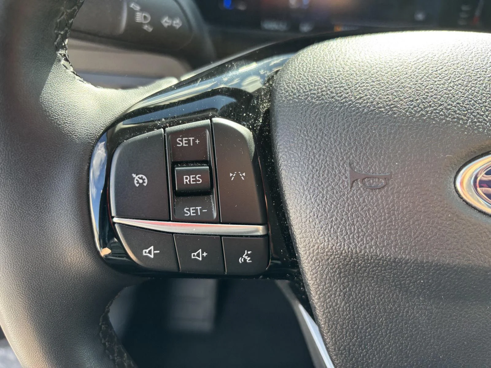 Used 2023 Gy Ford Active image 21