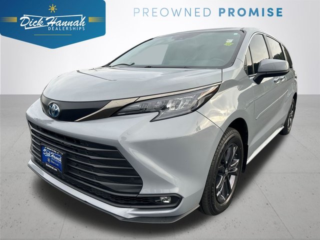 2024 Toyota Sienna Woodland Edition