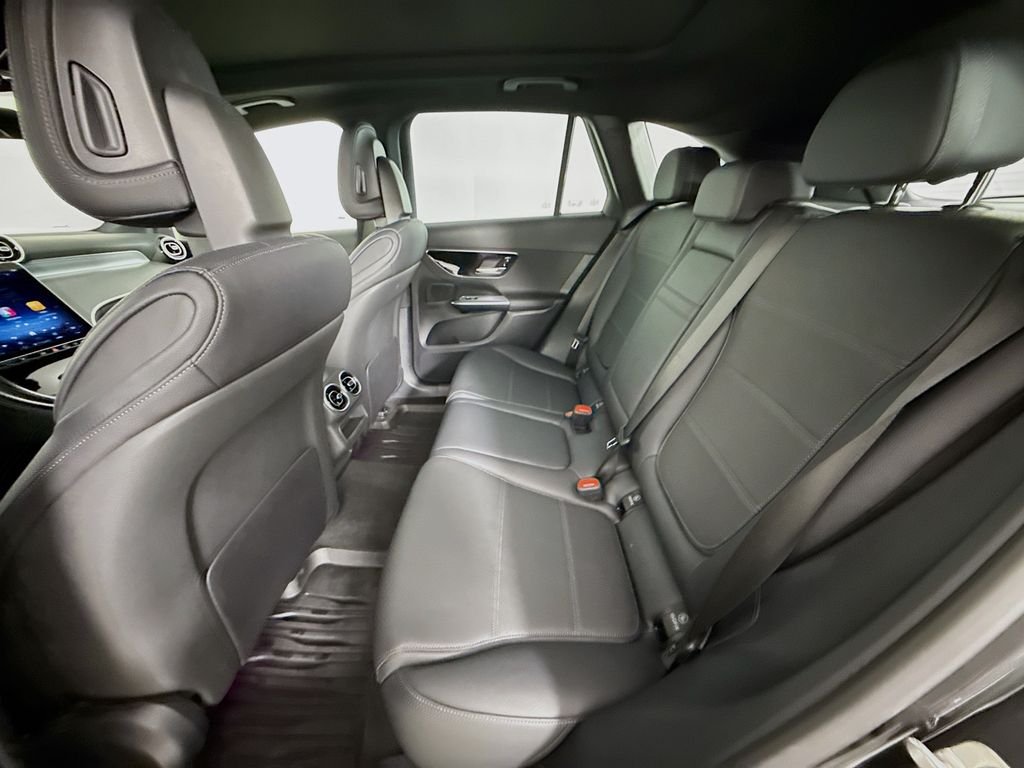 Used 2026 Gray Mercedes-Benz GLC 300 image 20