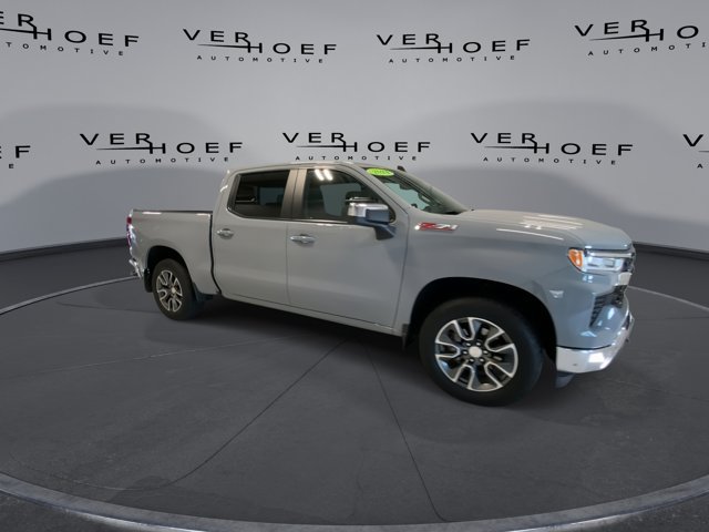 Used 2024 Slate Gray Metallic Chevrolet LT image 2
