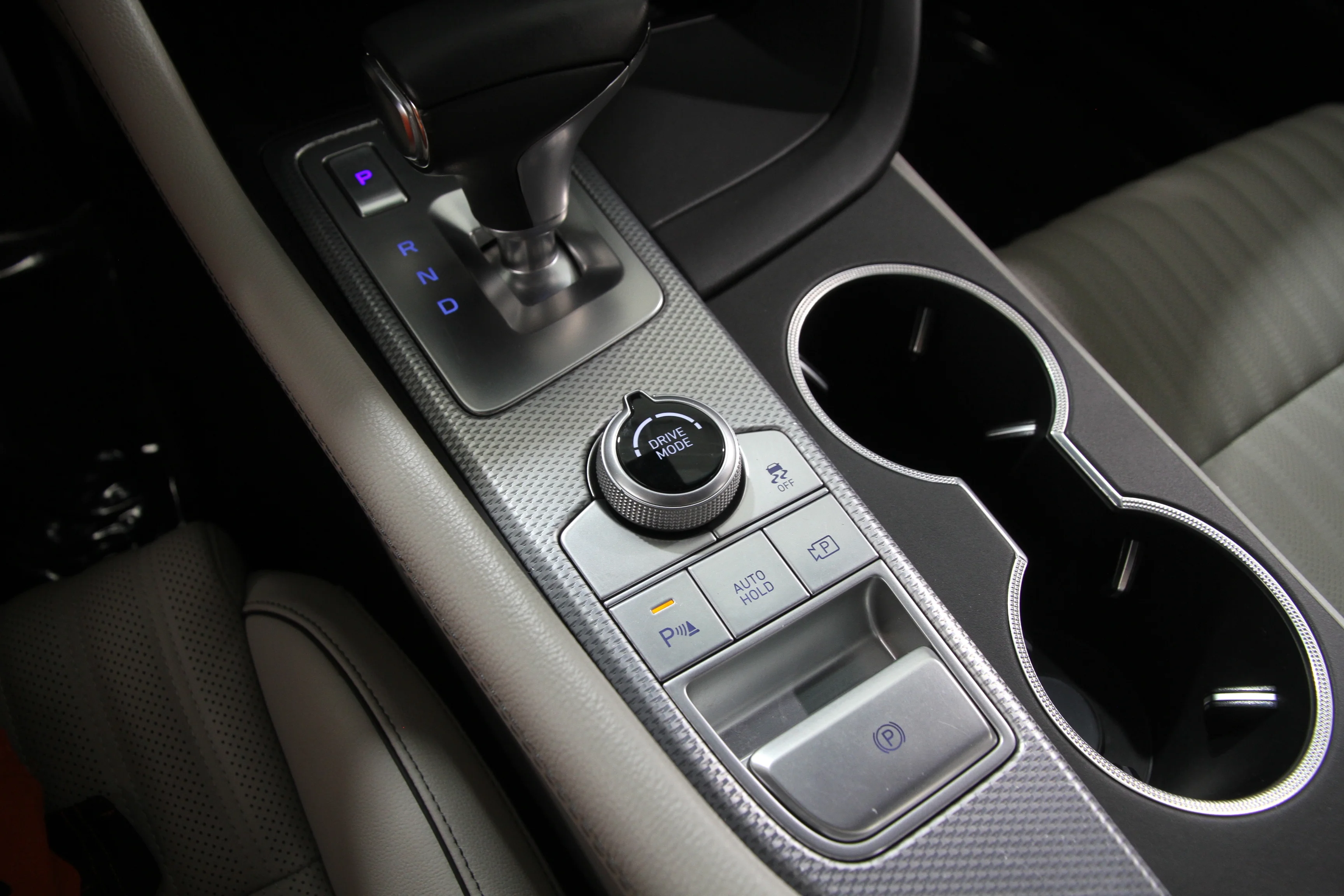 Used 2022 WHITE Genesis 2.0T image 18