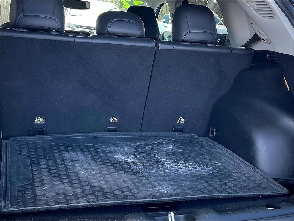 Used 2022 Laser Blue Pearlcoat Jeep Latitude image 35
