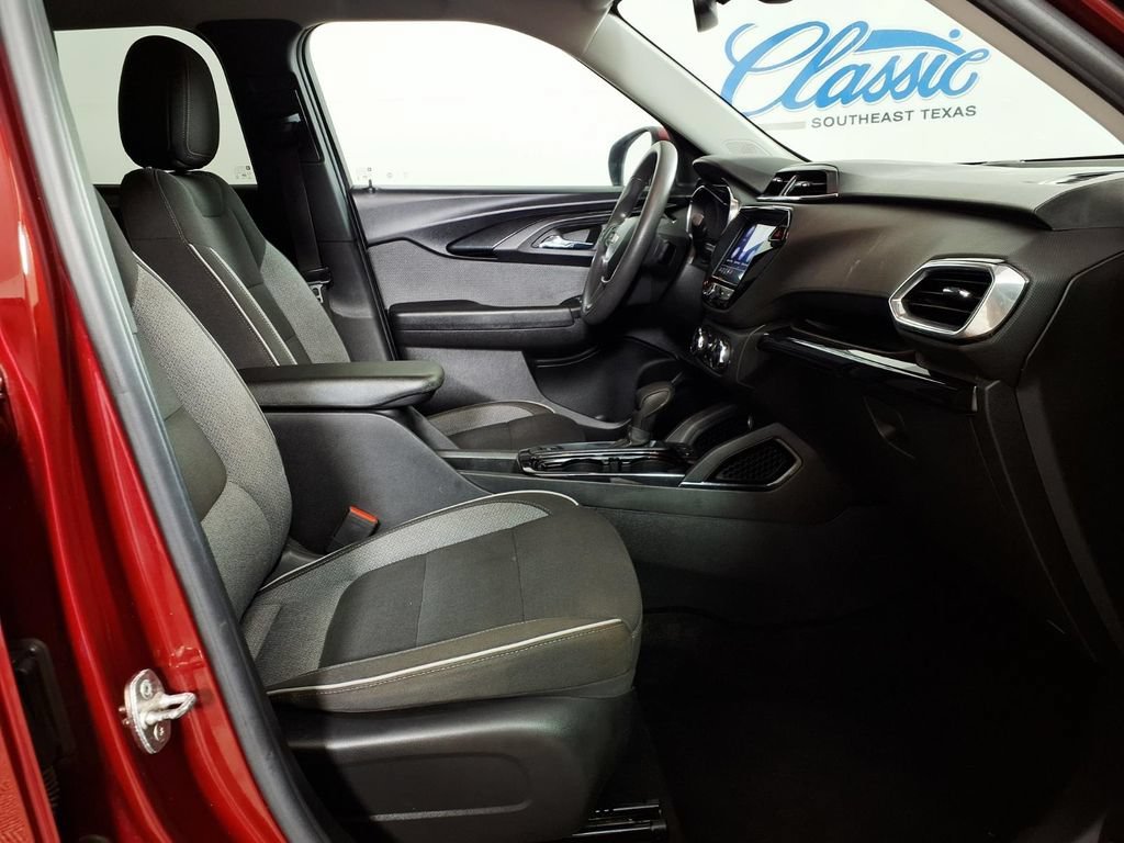 2023 Chevrolet TrailBlazer LT - Photo 11