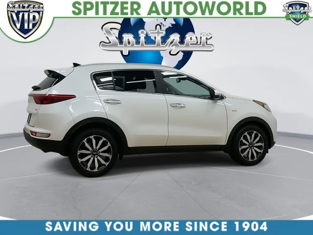 Used 2017 White Kia EX image 10