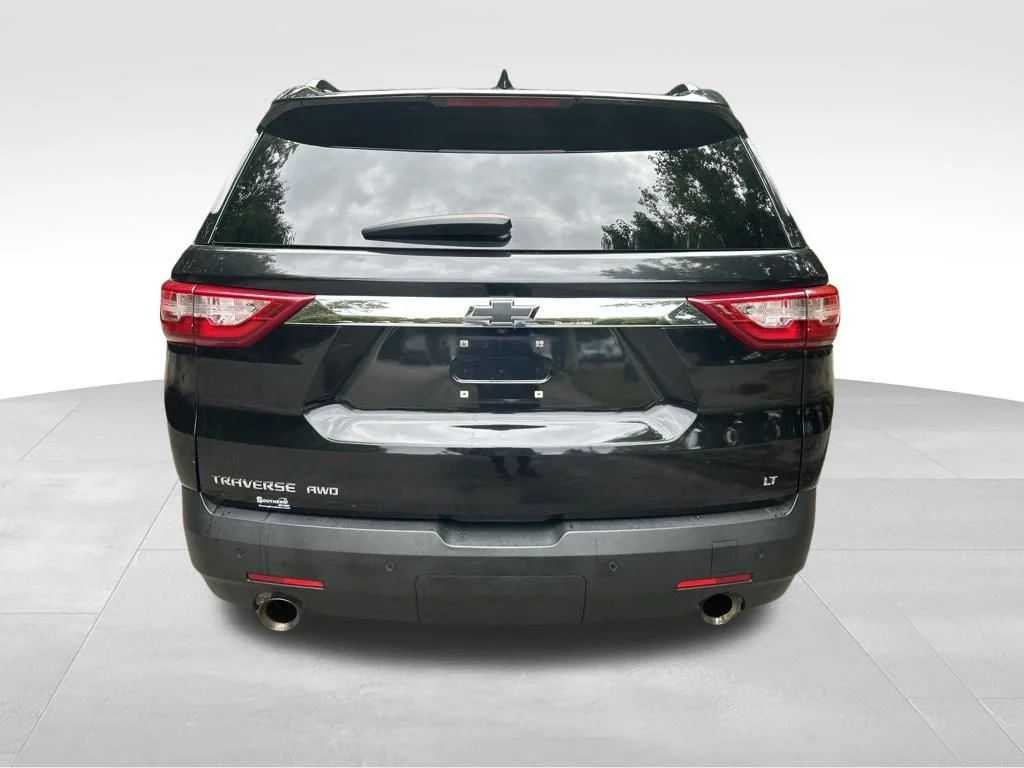 Used 2019 Black Chevrolet LT image 4