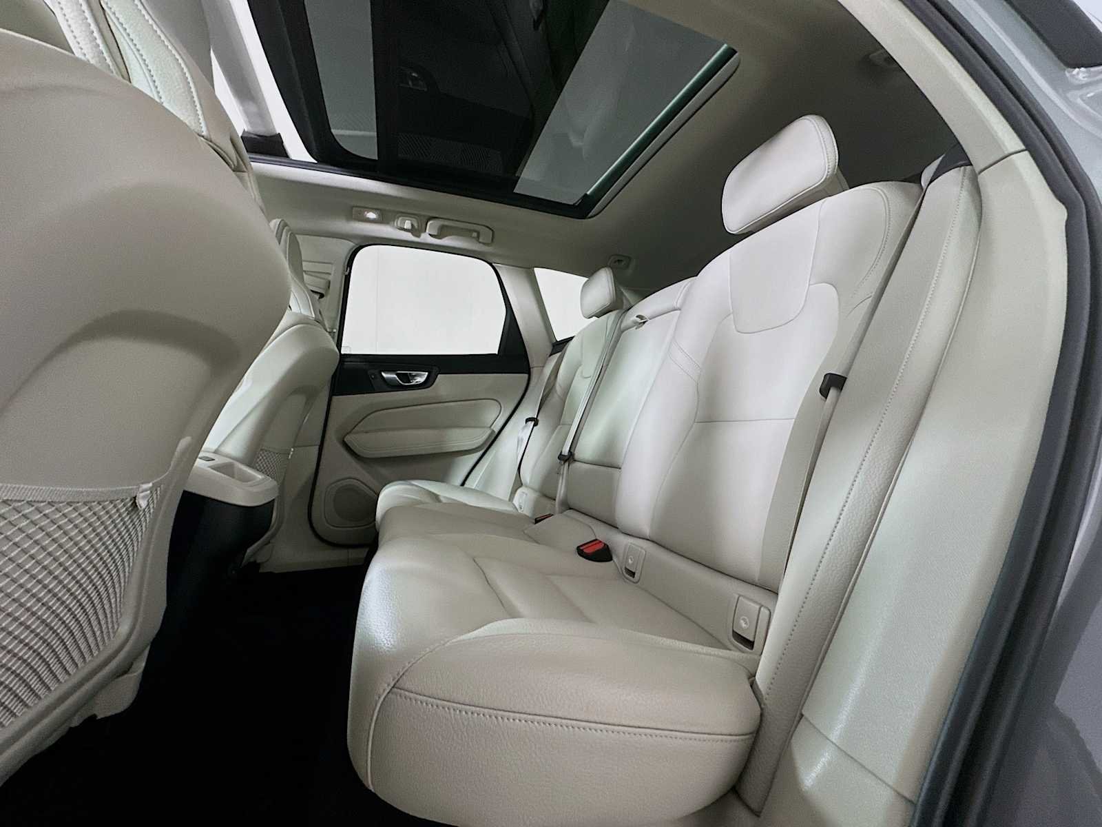 Certified Used 2024 Vapour Grey Volvo Core image 23