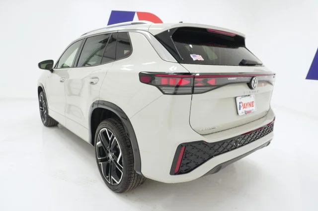 New 2026 Sandstone Volkswagen SEL R-Line Turbo image 9
