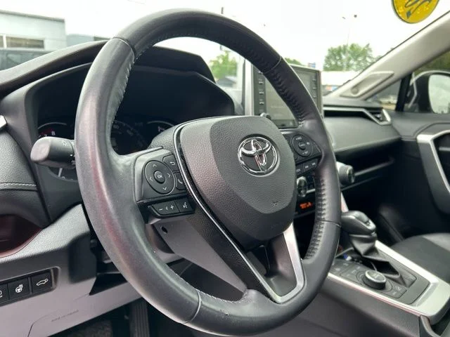 Used 2019 Silver Sky Metallic Toyota Limited image 35