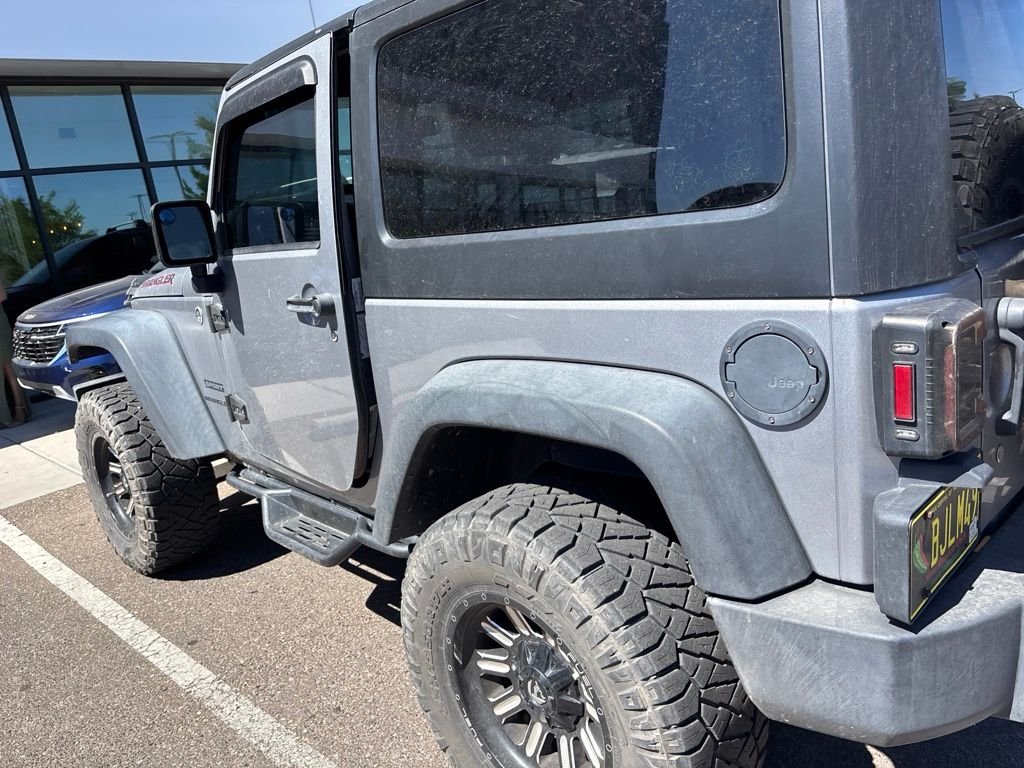 Used 2014 Gray Jeep Sport image 31