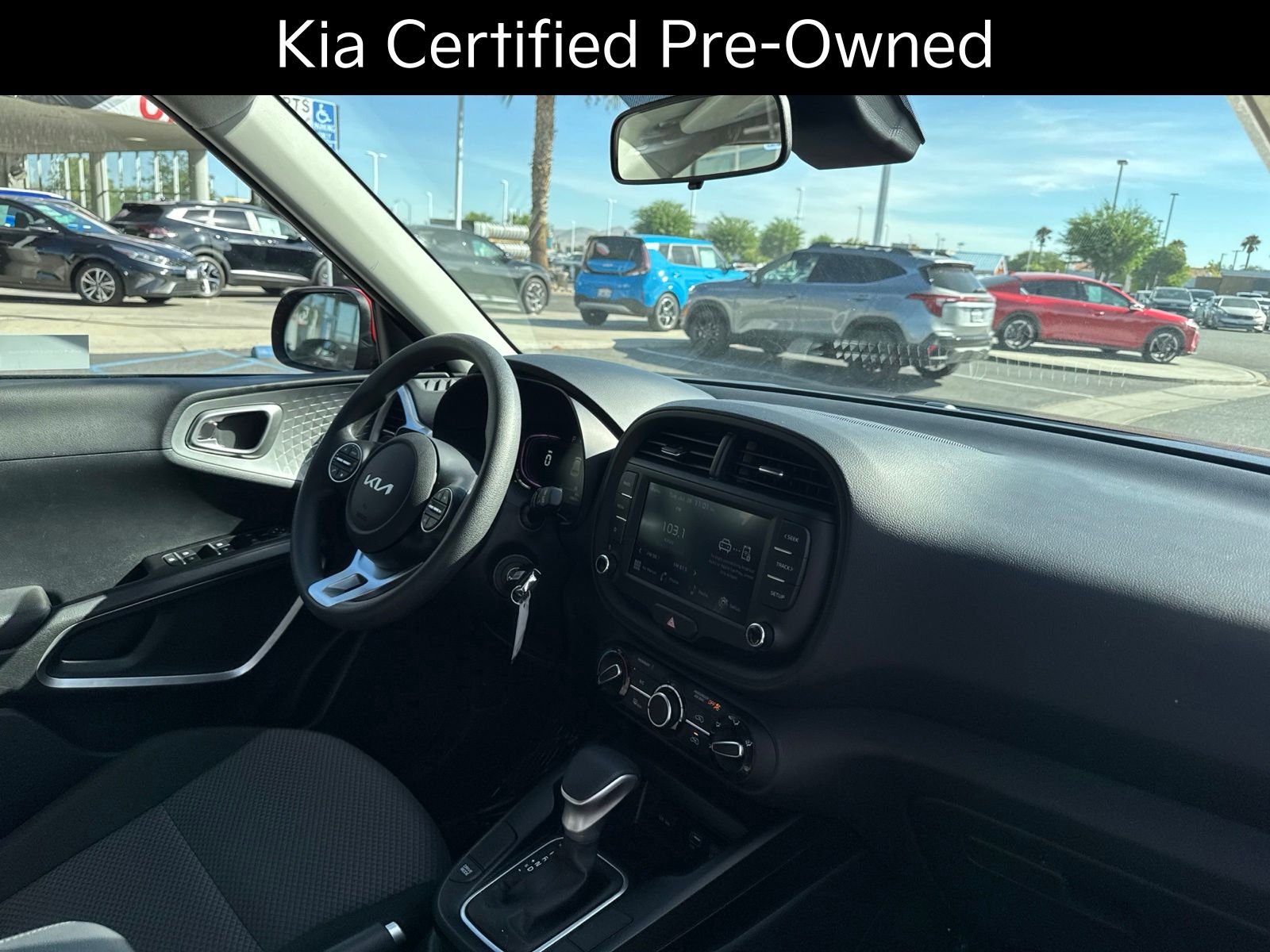 2025 Kia Soul LX - Photo 25