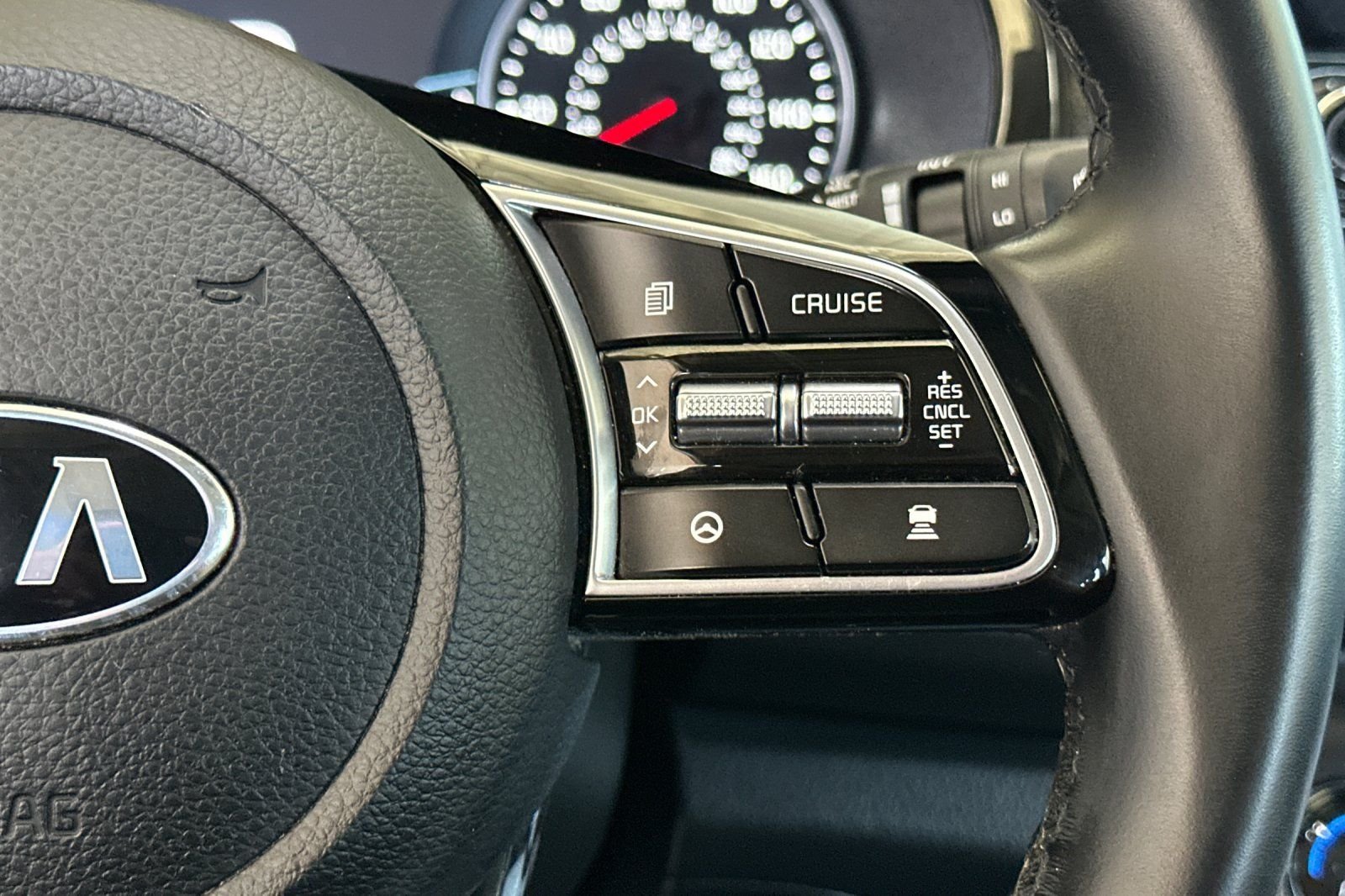 Used 2021 Gray Kia SX image 27