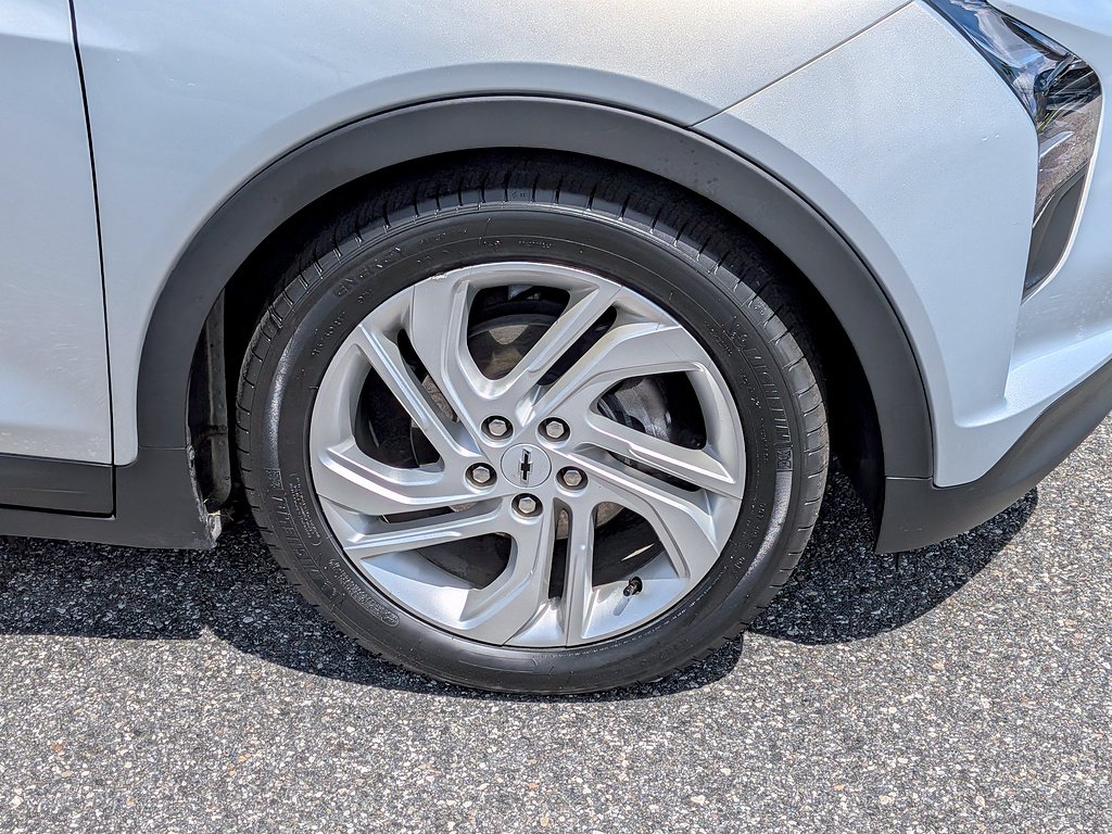 2023 Chevrolet Bolt EV LT - Photo 10