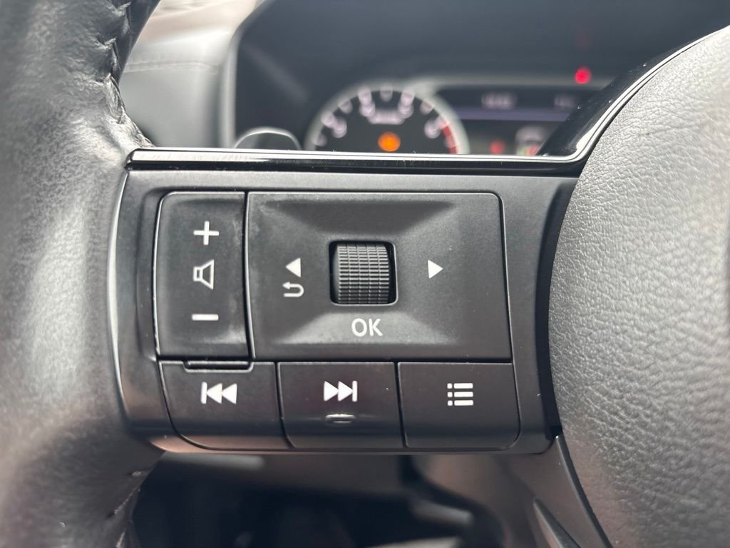Used 2023 Black Nissan SL image 23